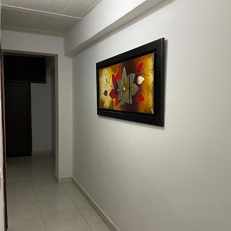 Apartamento Cerca A La Candelaria Y Hospitales Principales De Богота Экстерьер фото