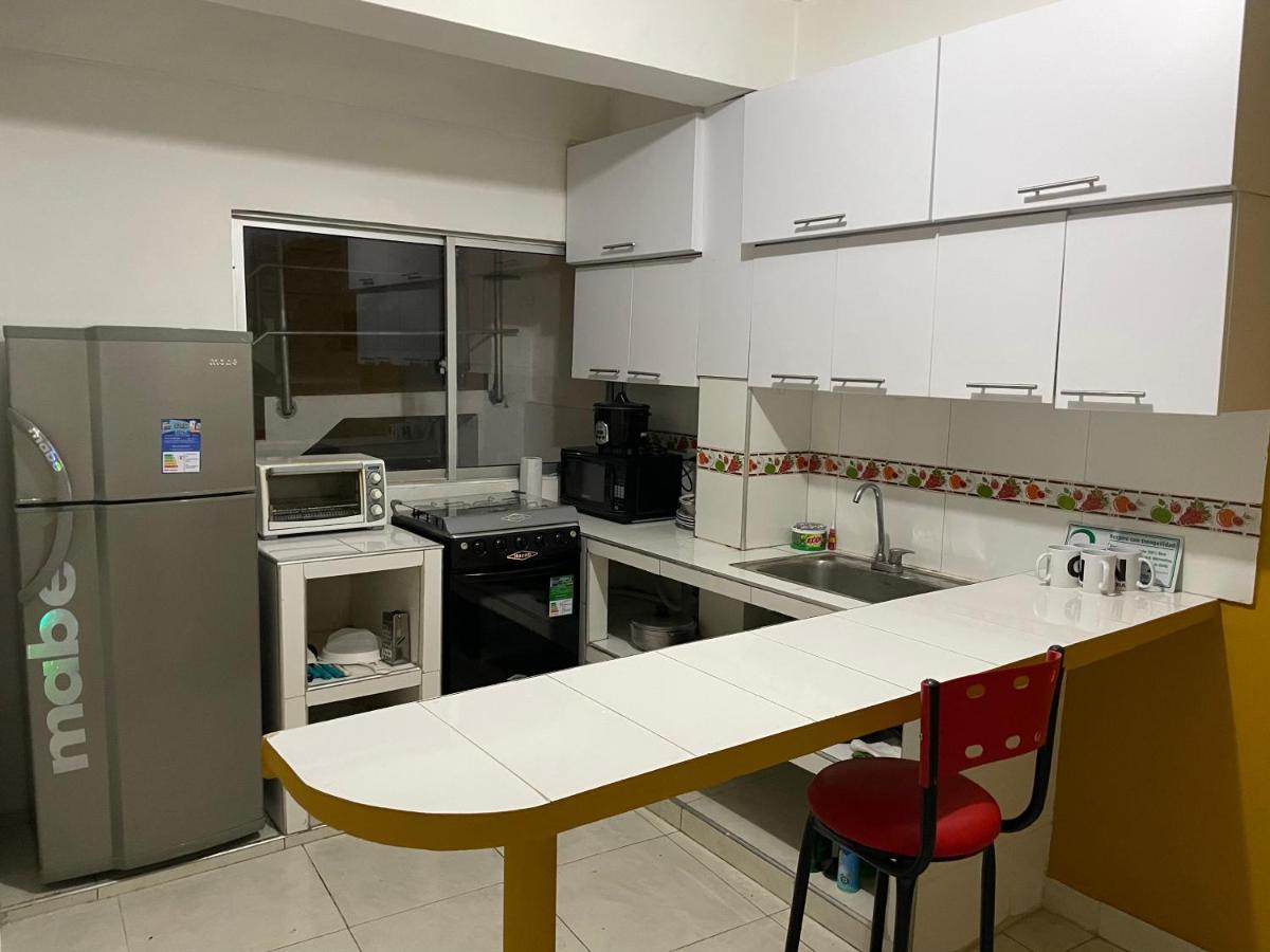 Apartamento Cerca A La Candelaria Y Hospitales Principales De Богота Экстерьер фото